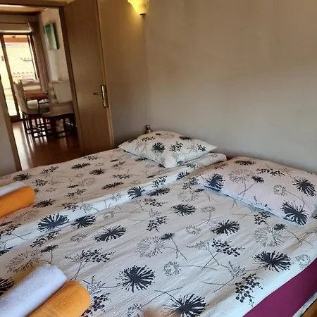 아파트 Svobode 이졸라